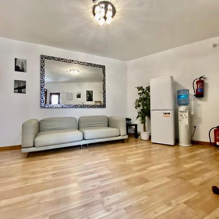 Gran Via Sol Rooms Madrid Eksteriør bilde